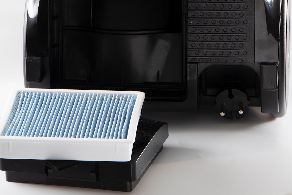 A picture of Do You Need a HEPA Vacuum for Allergies? Sealed Filtration Explained with Edison Vacuums
